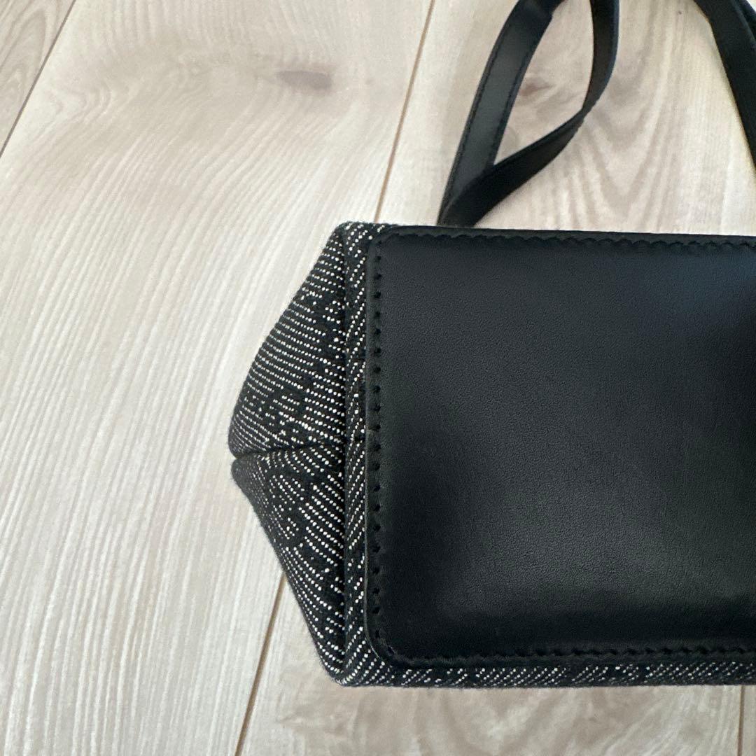 ［美品］GUCCI ハンドバッグ（GUCCI袋付き）