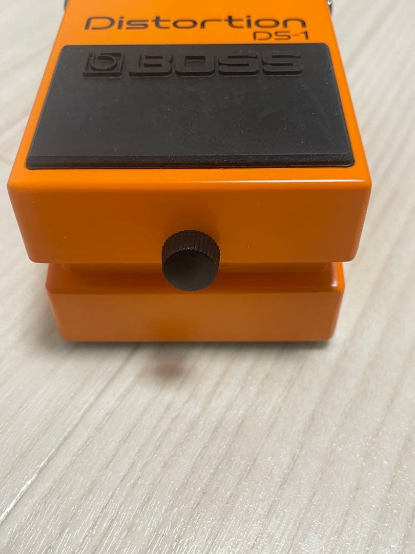 極美品　BOSS DS-1 ディストーションペダル
