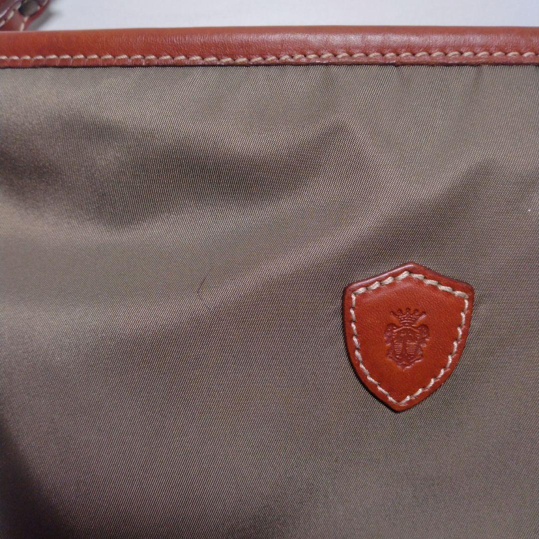 Felisi ショルダーバッグ