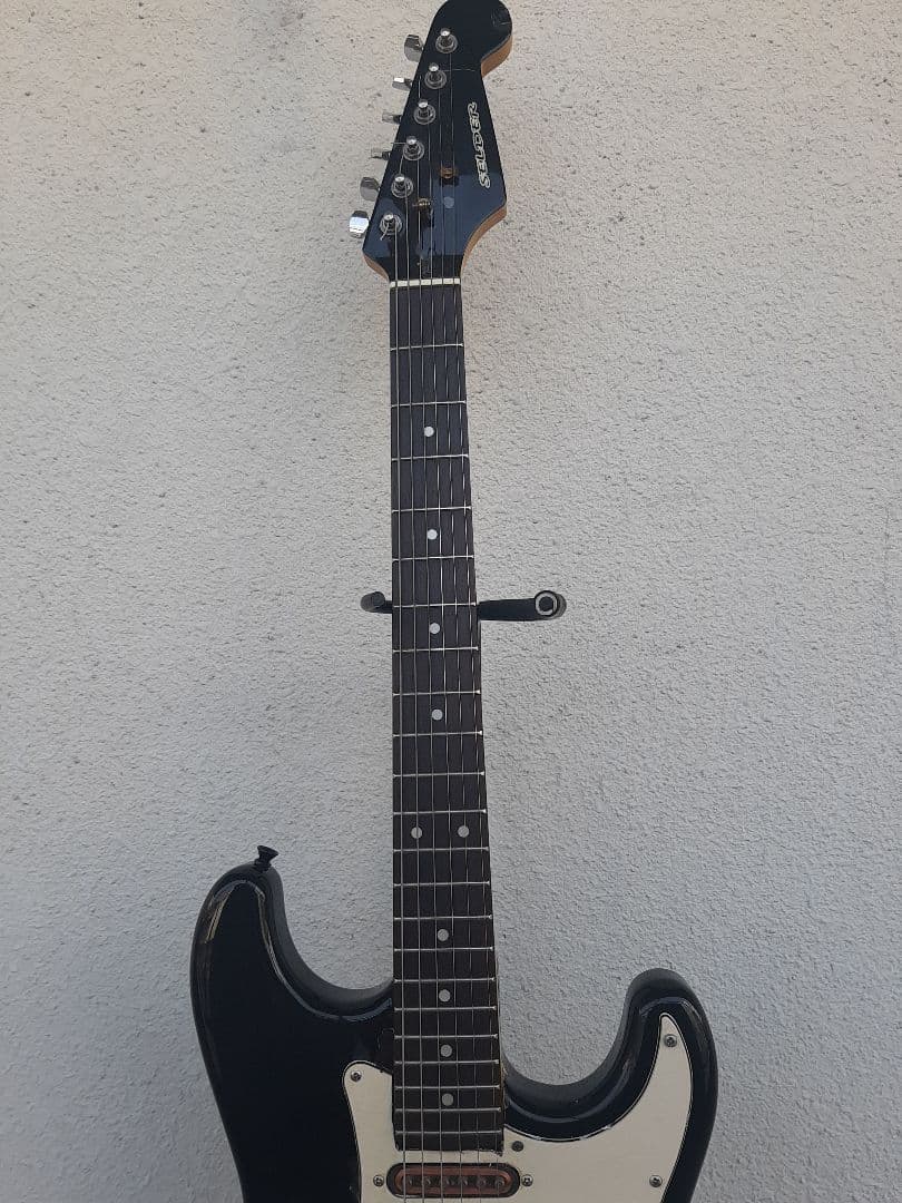 最終値下げ加熱処理ＡＩＹストラトタイプエレキギターSSS黒
