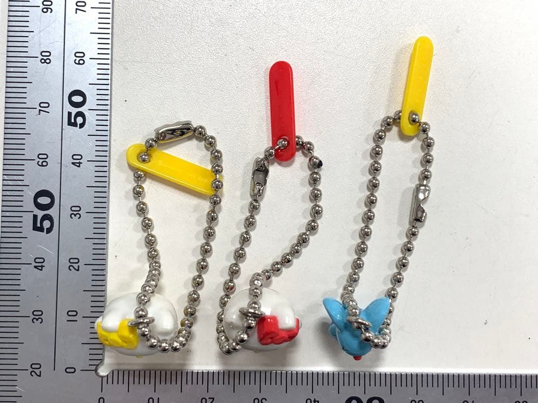 サンリオハローキティ　ストラップ　フィギュア　3体セット