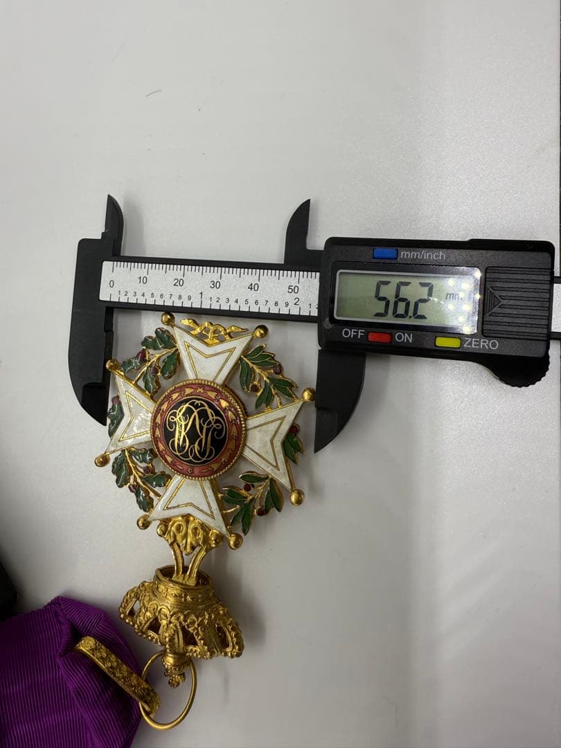 レオポルド勲章 コマンドゥール章 ベルギー 略章付 化粧箱入の通販はau