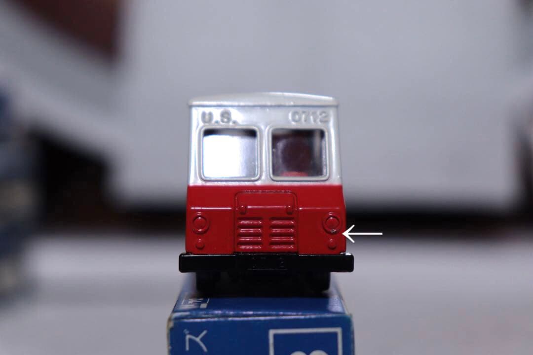 日本製　トミカ　外国車シリーズ　ダッジ　ウォークスルーバン　F53 ロブスター