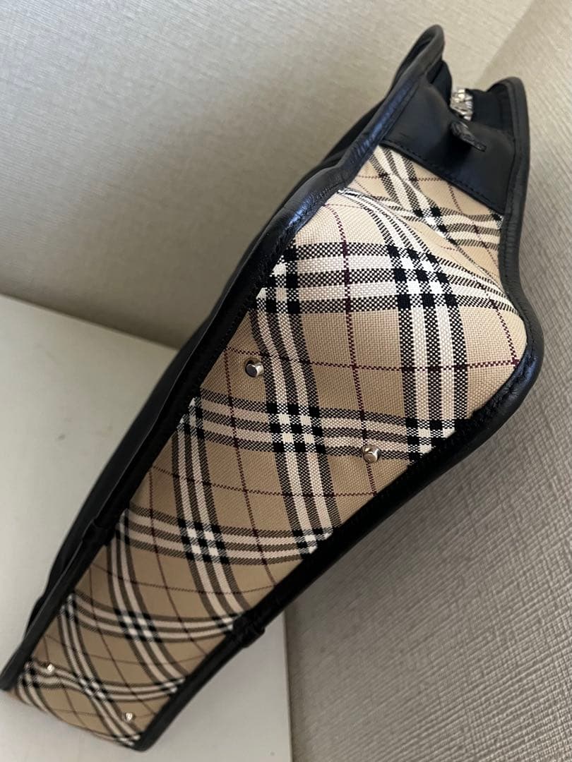 実質未使用美品です☺︎BURBERRY/バーバリーノバチェックビジネスバッグ