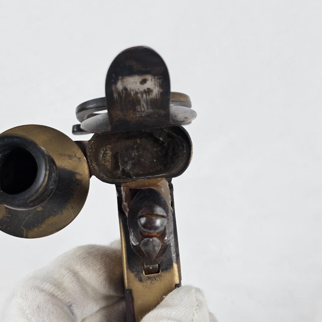 ヴィンテージ ピストル型 卓上小物 2点 ジャンク 修理・置物用 - メルカリ