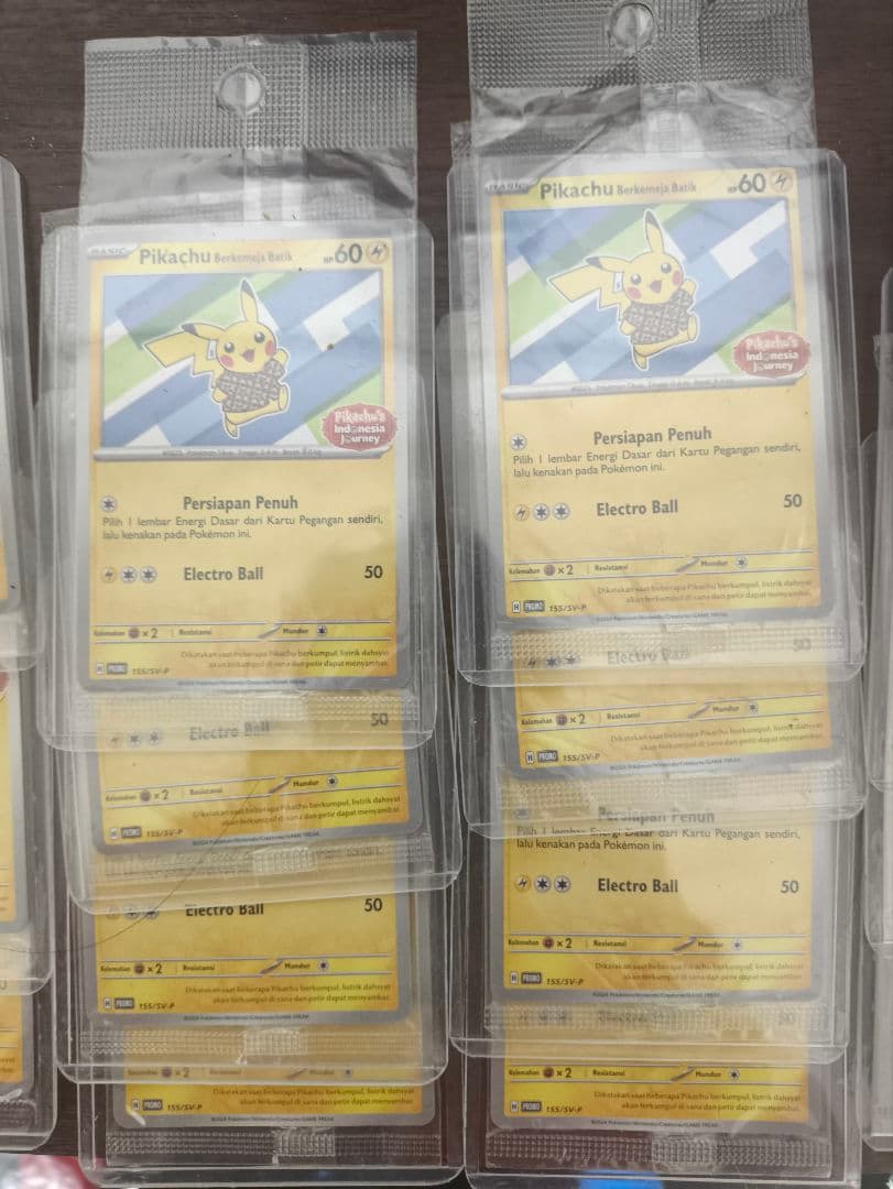 バティックシャツを着たピカチュウ PIKACHU BATIK 15枚セット