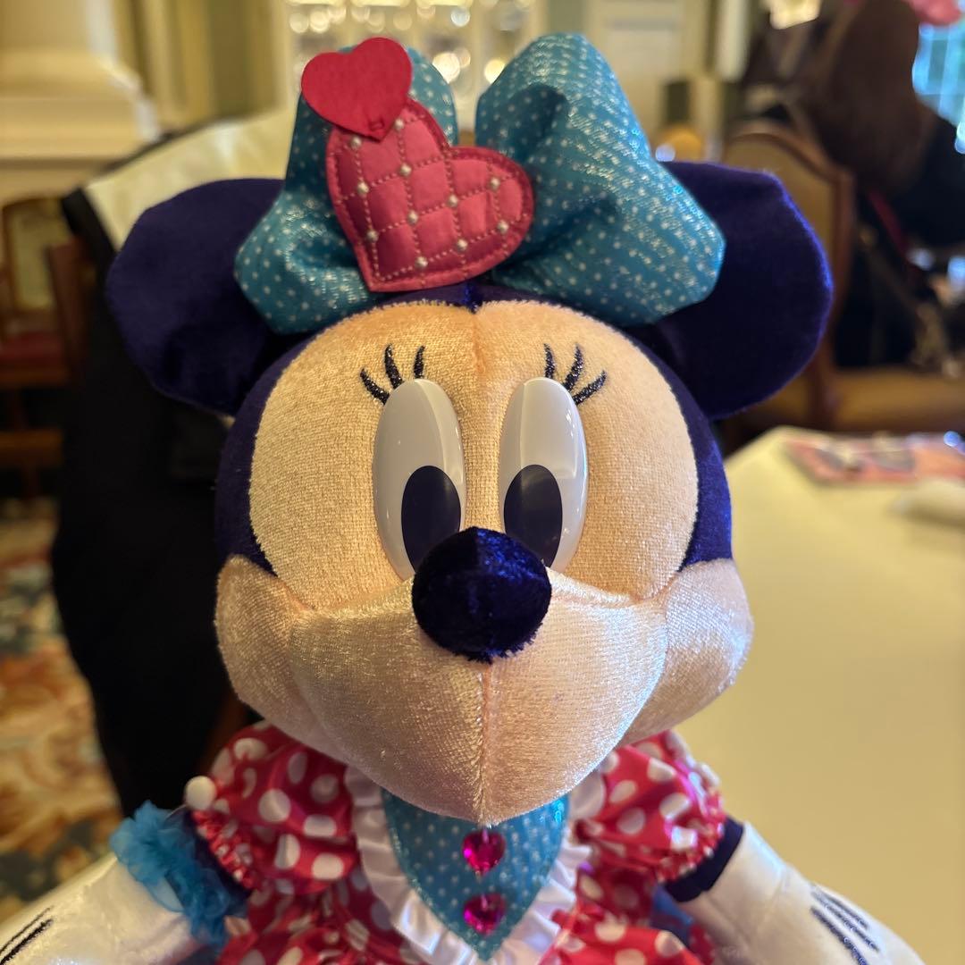 DISNEY パルパルーザ　ミニーのファンダーランド　ぬいぐるみ