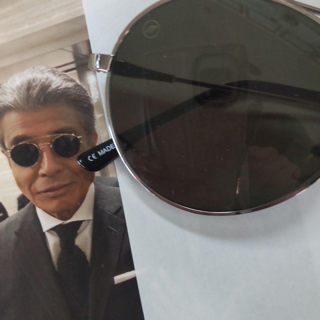 舘ひろし貴重メタルサングラス - メルカリ
