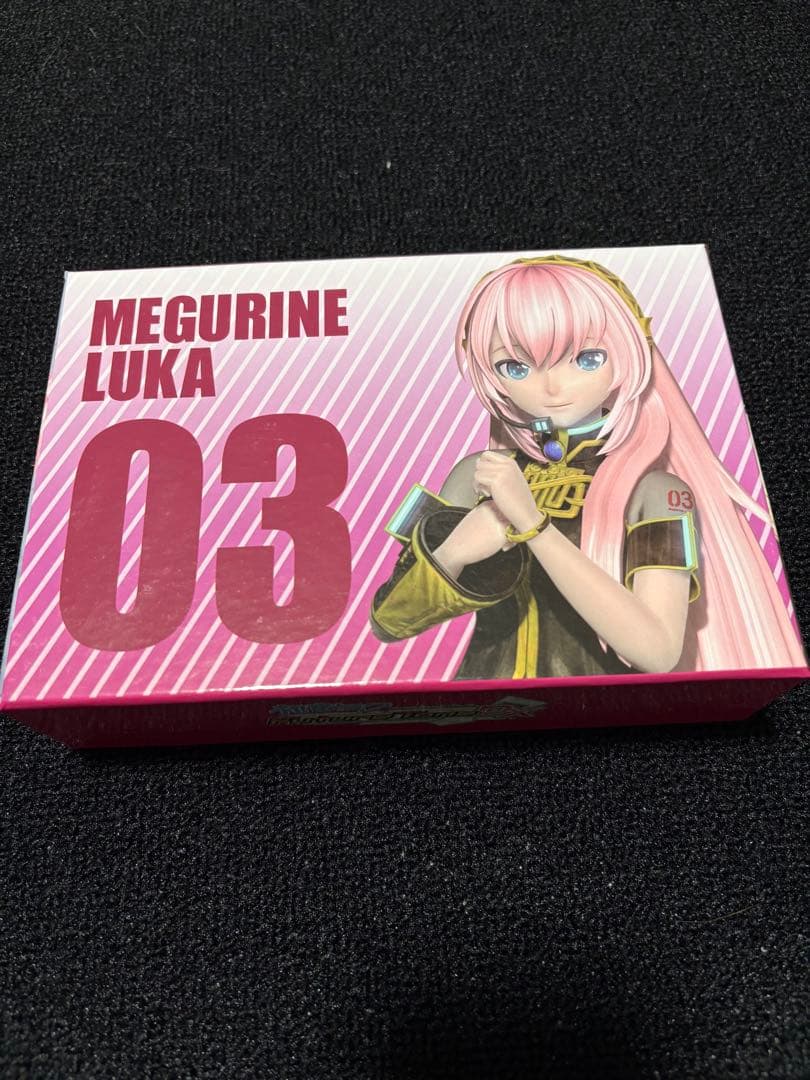 MEGURINE LUKA 03 ダーツスタンドセット 最 安 価格