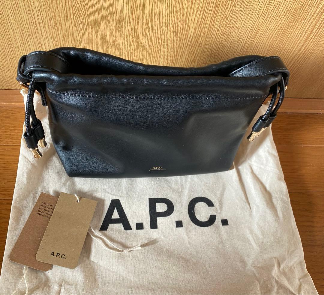 A.P.C. NINON ミニショルダーバッグ ブラック