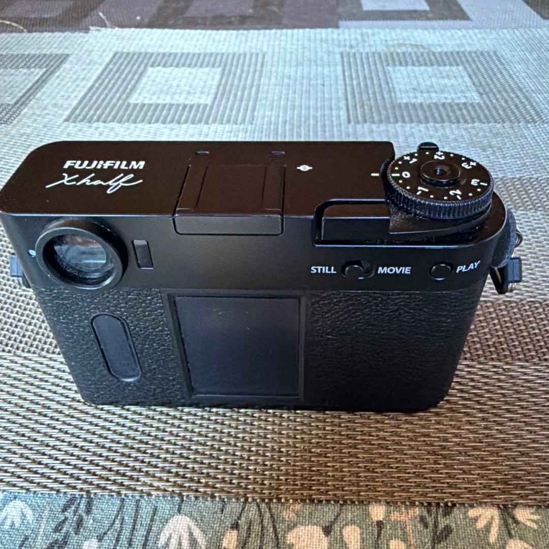 【完動美品】FUJIFILM X-HF1 -B デジタルカメラ X-half
