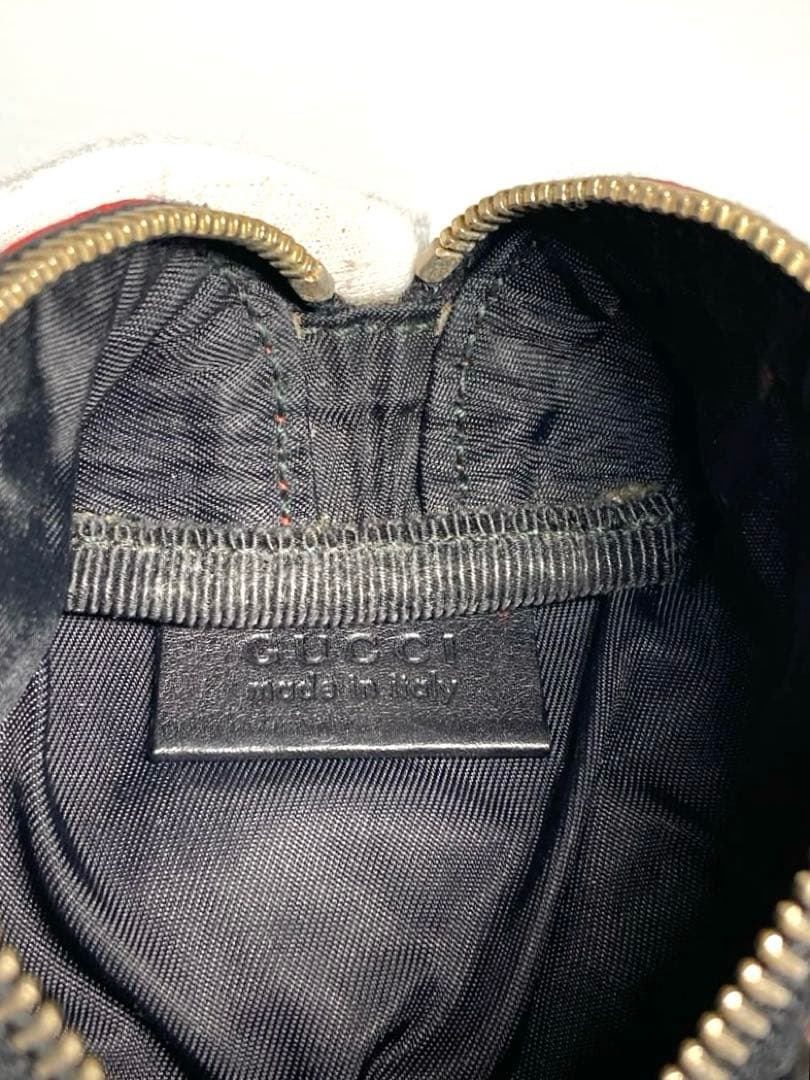 良品　 グッチ　グッチシマ　レザー　てんとう虫　ケース　ミニポーチ