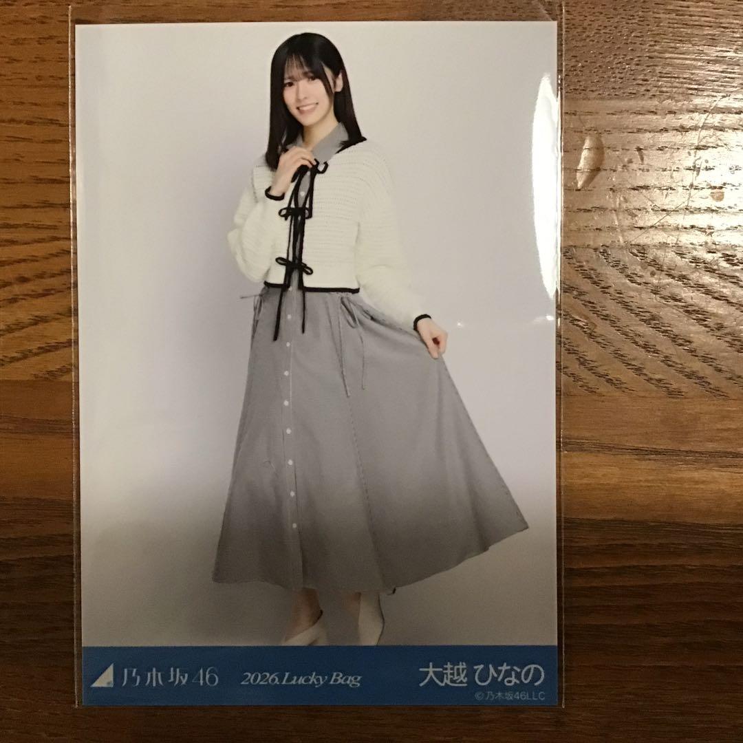 乃木坂46 生写真 大越ひなの シャツワンピース 2026福袋 - メルカリ