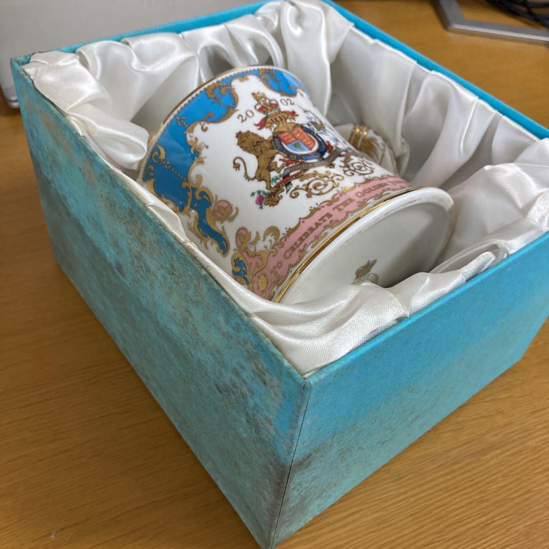 エリザベス女王在位50年記念カップ アウトレット