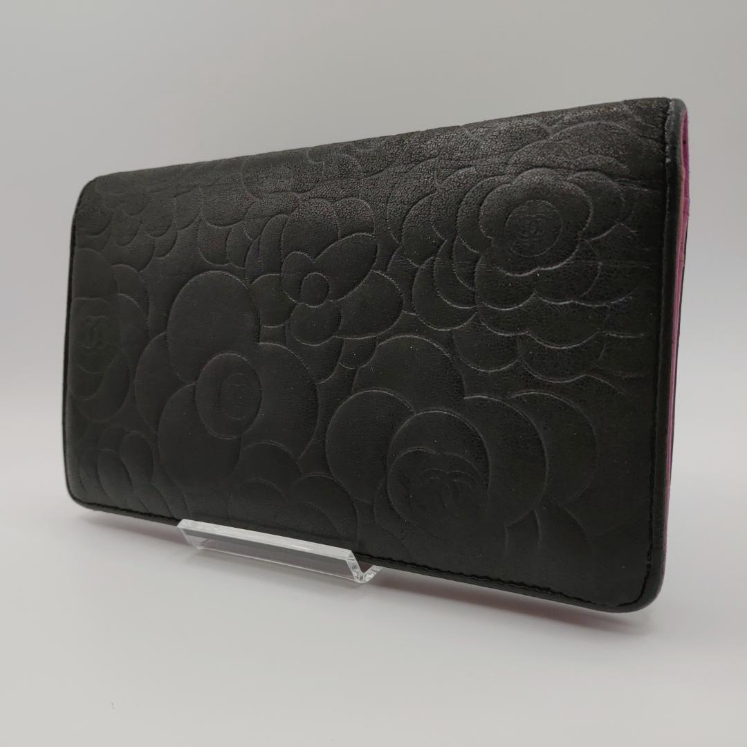 シャネル　カメリア　二つ折り　長財布　黒　ピンク　ブラック