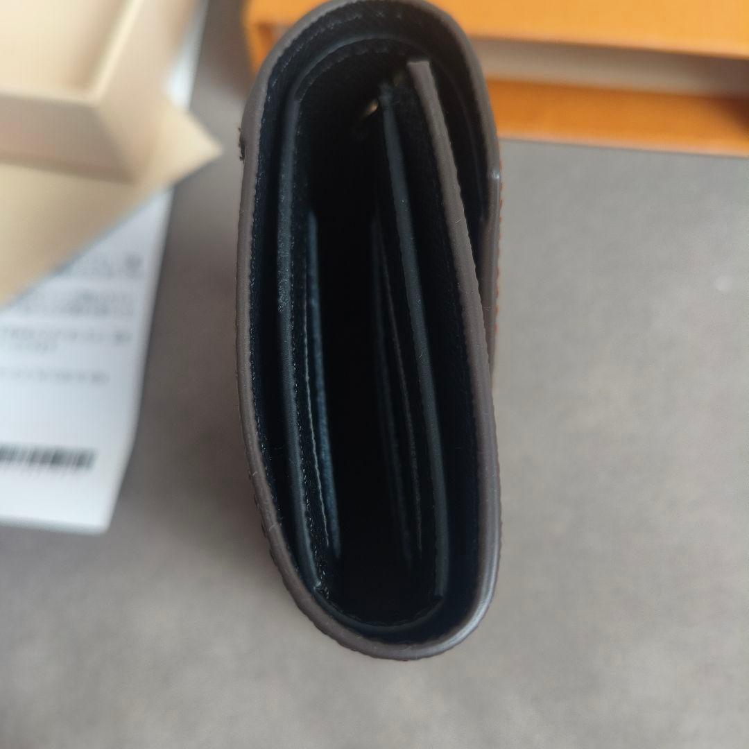 即日発送！ポルトフォイユ・ヴィクトリーヌ 三つ折り財布 M81557