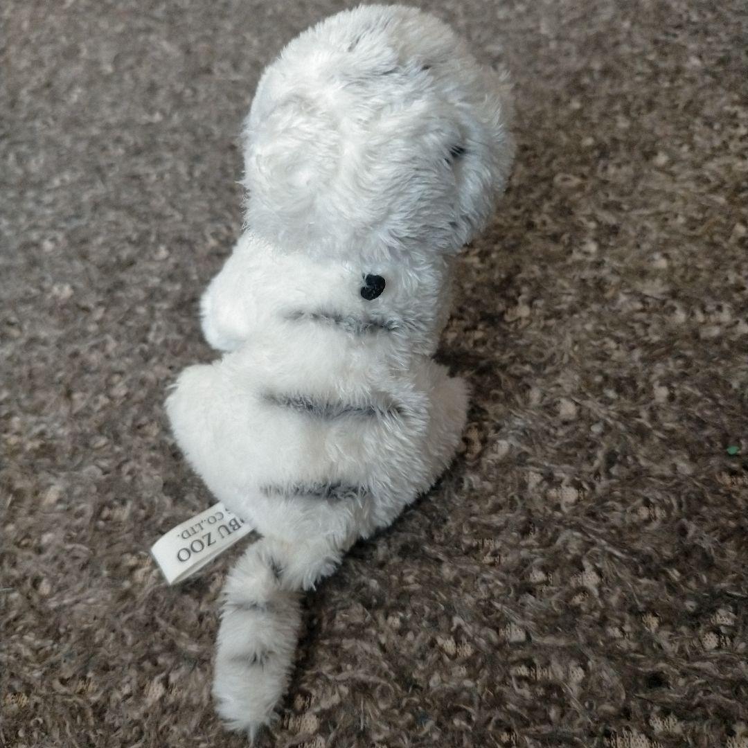 ホワイトタイガー ぬいぐるみキーホルダー 東武動物園 - メルカリ