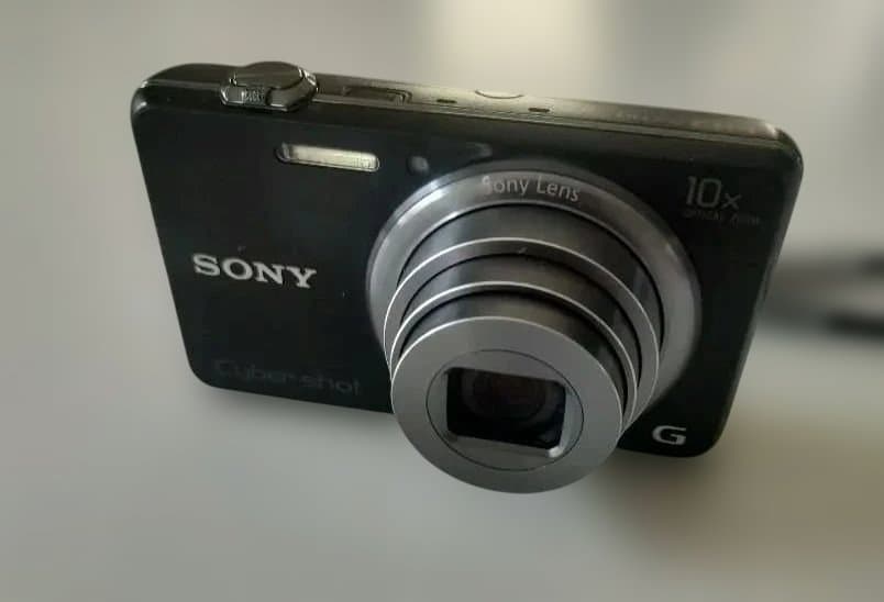 サイバーショット10倍ズーム Gレンズ 動作確認済み 美品 USB充電即利用可能