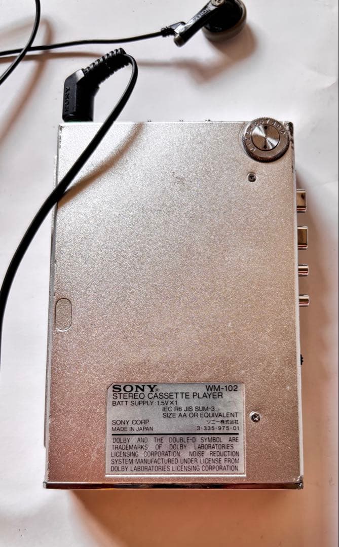 SONY WM-102 カセットプレーヤー イヤホン付き ジャンク品