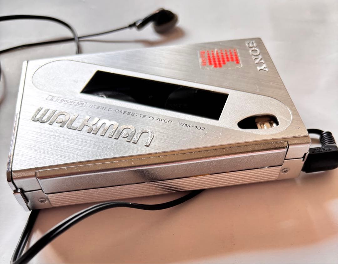 SONY WM-102 カセットプレーヤー イヤホン付き ジャンク品