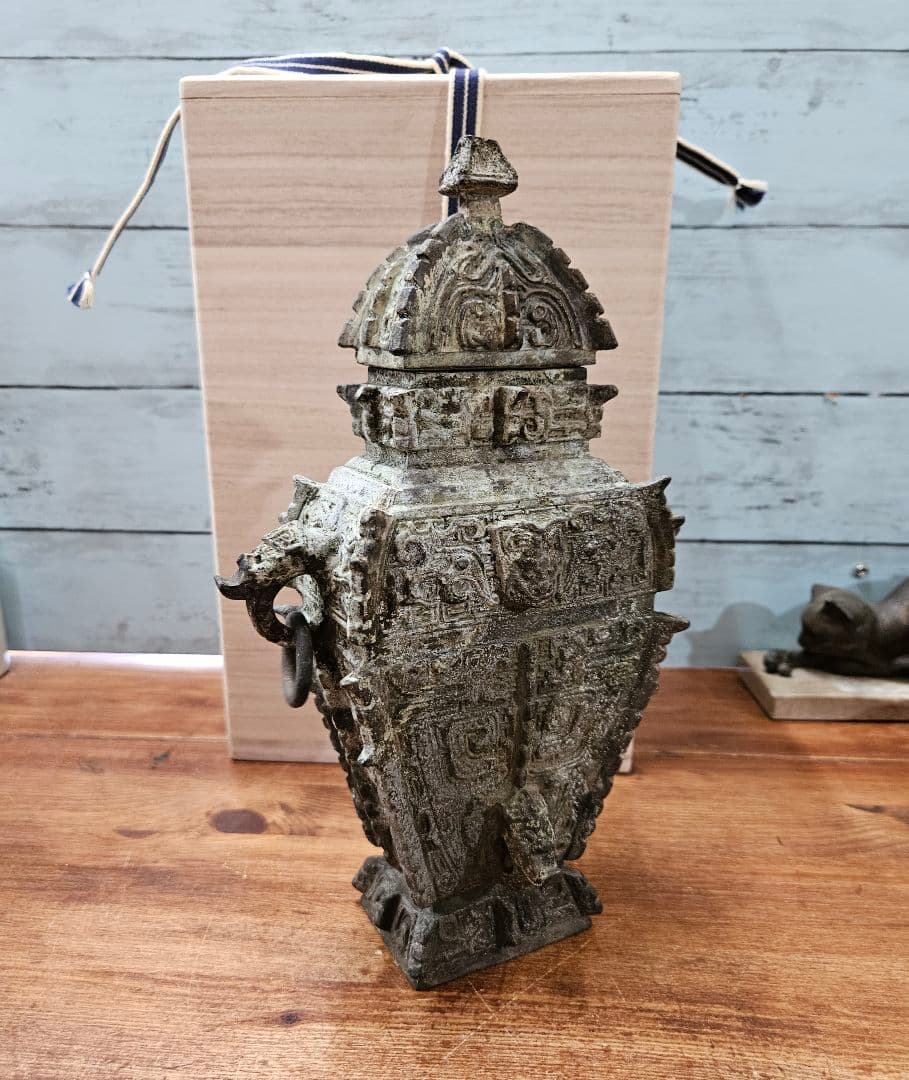 中国古銅 青銅器 環耳付き角壺 在銘 置物 オブジェ 中国古美術 時代物