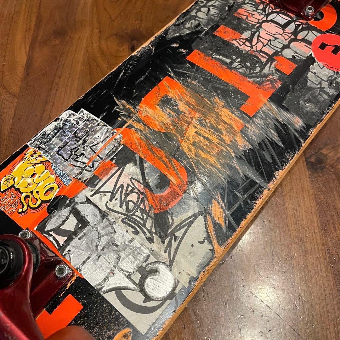 タイトブース　スケボー　コンプリート　スケートボード　スピットファイア　8インチ