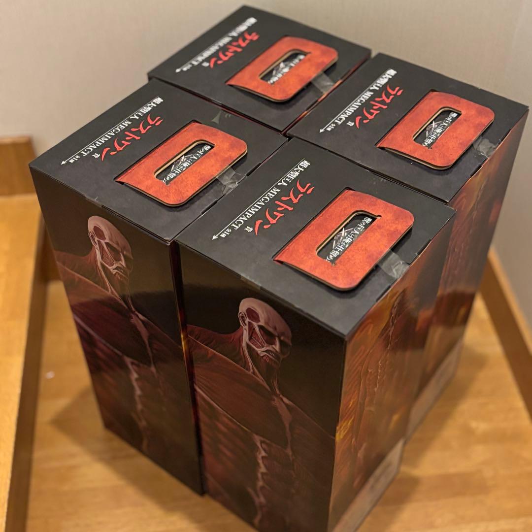 圧巻の4体セット！！ 一番くじ 進撃の巨人 ラストワン賞 超大型