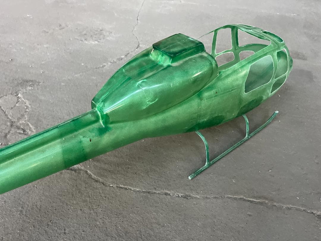 ラジコン ヘリコプター　スケールボディ