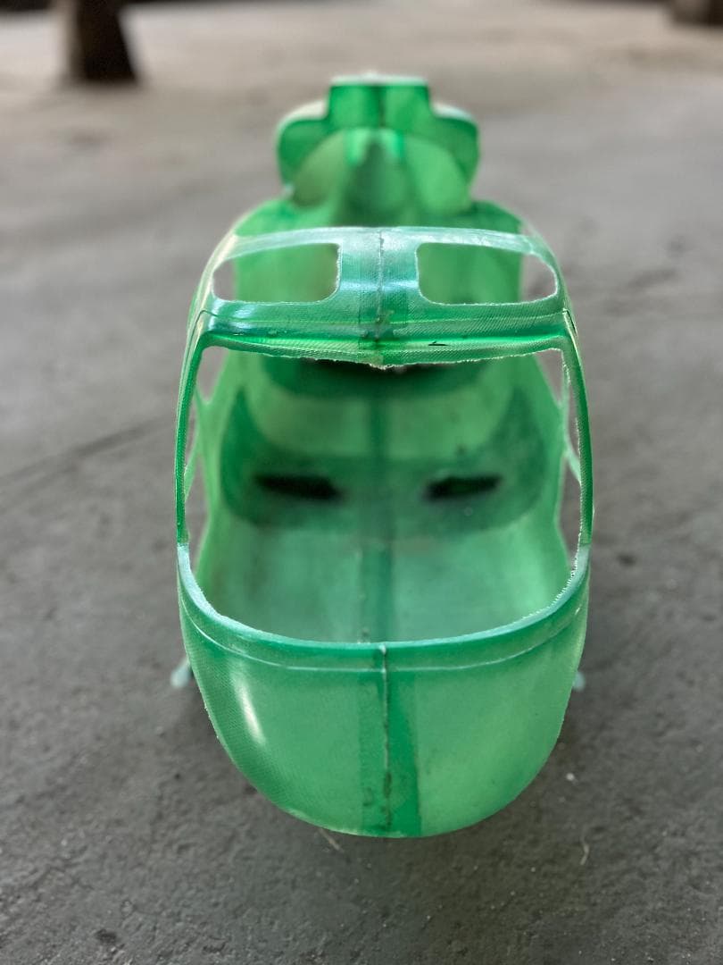 ラジコン ヘリコプター　スケールボディ