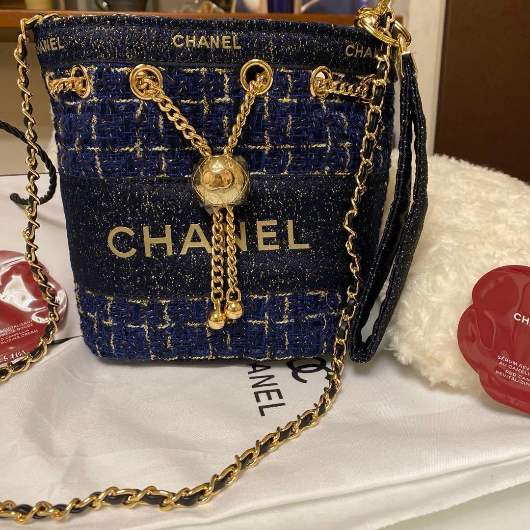 ❤️CHANEL❤️シャネルネイビーラメ巾着ショルダーバッグゴールドチェーン