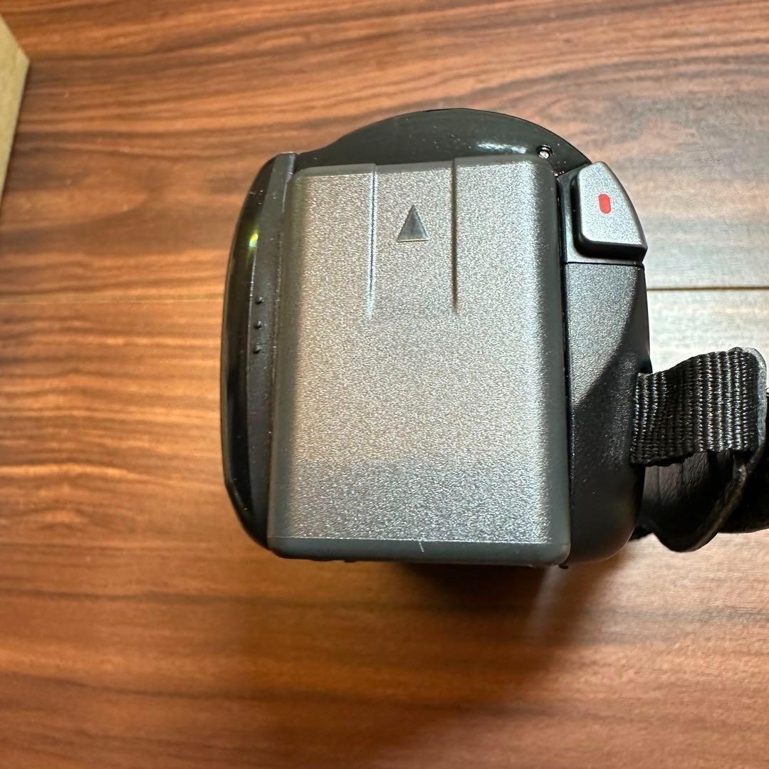 Panasonic HC-V230M-W ビデオカメラ 2454