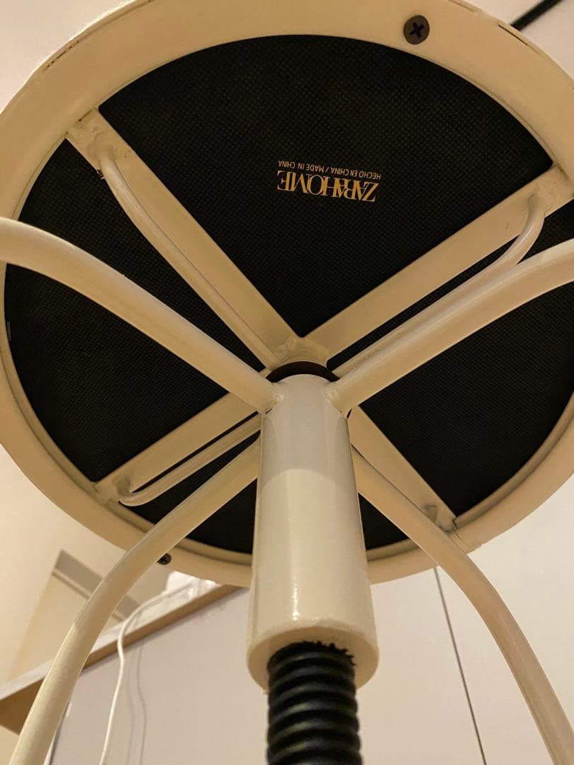 ZARA ハイスツール 回転式 グレー クッション