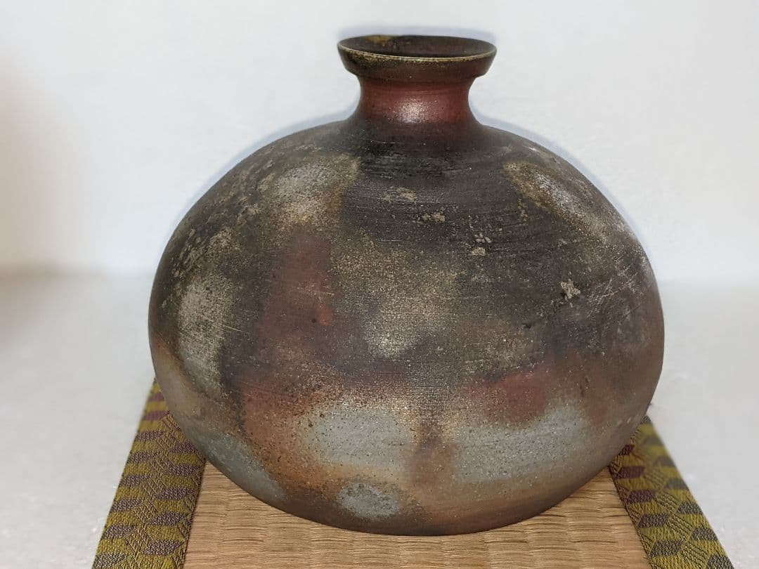 『備前焼』『西蔵坊窯　猪俣政昭造』 カブラ徳利　壺　花入れ　花瓶　花器