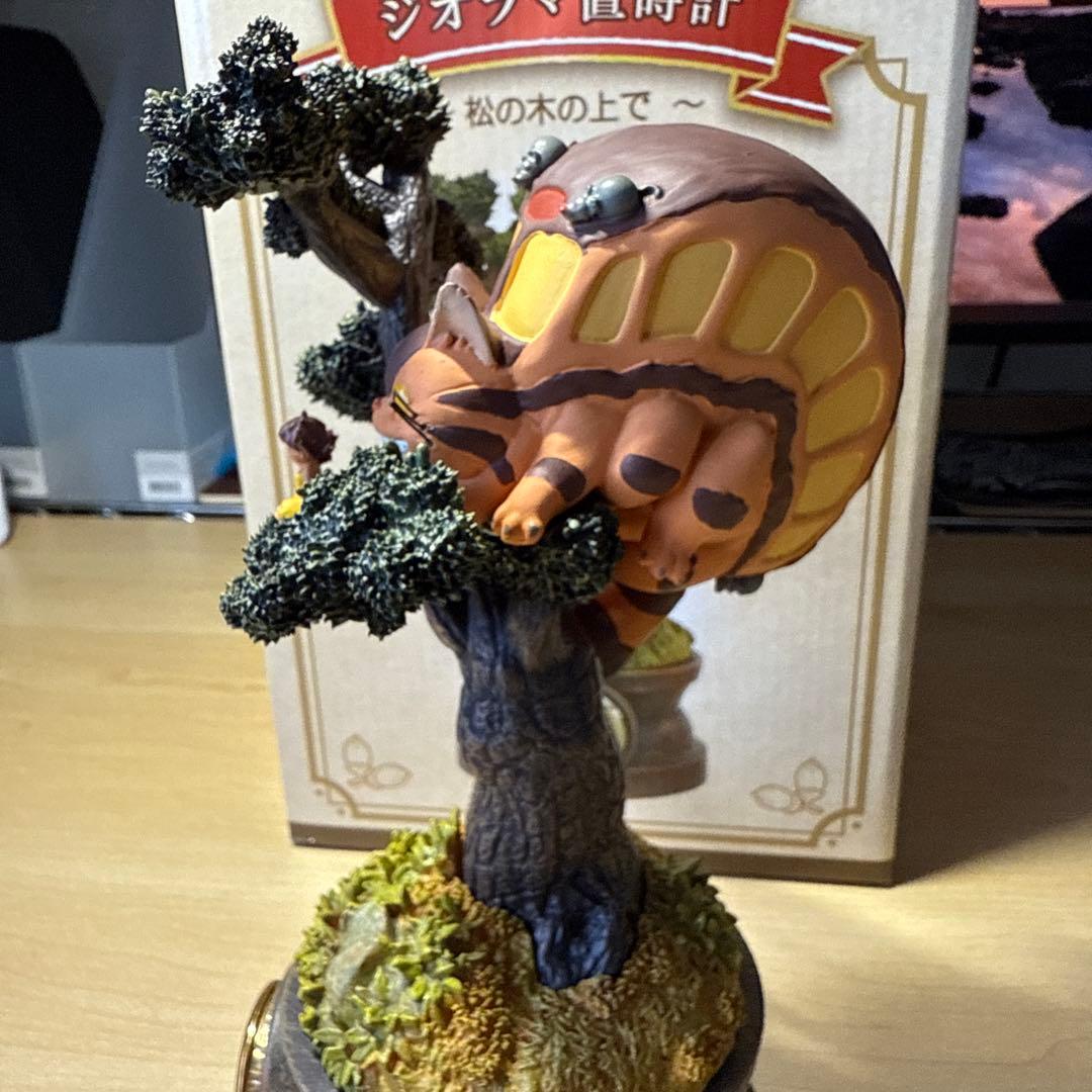 となりのトトロ ジオラマ置時計 松の木の上で トトロ30周年記念