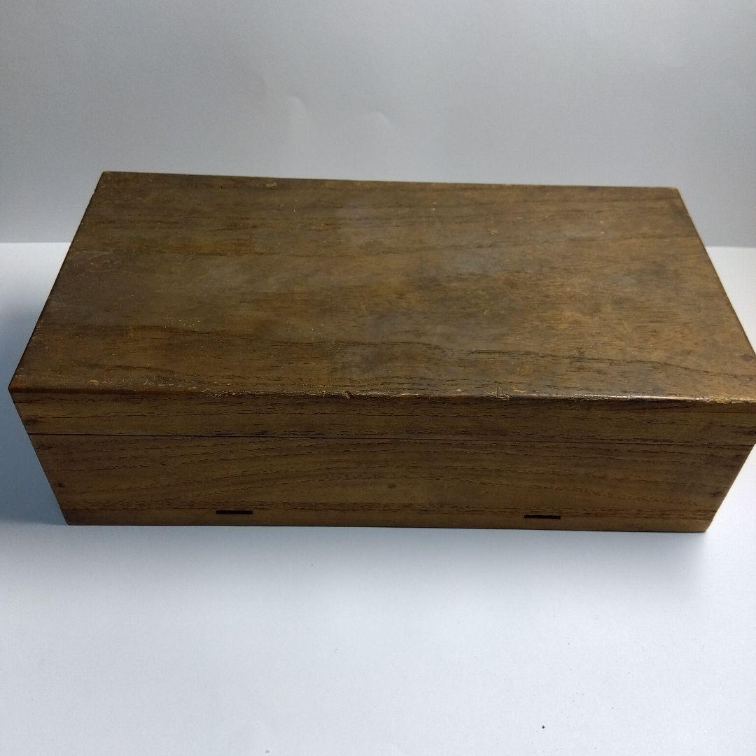 輪島塗 朱塗 時代蒔絵金人物銀富士蒔絵 杯一対 漆芸 共箱 1客の高台に