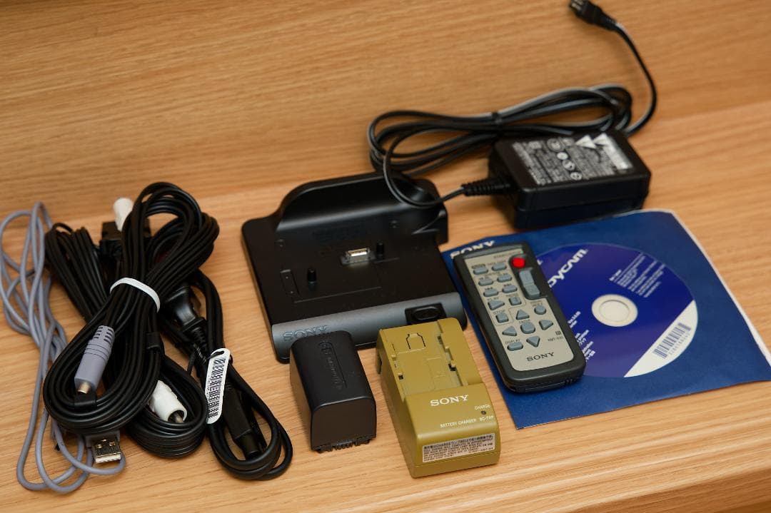 【HDD120GB】SONY ビデオカメラ Handycam HDR-SR12