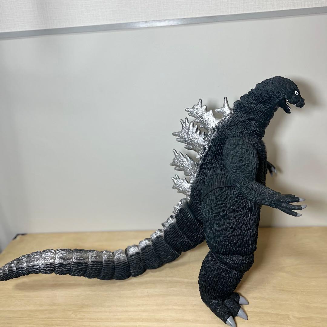 特々大 ゴジラ ソフビ 1988 BANDAI レア 年代物 - メルカリ