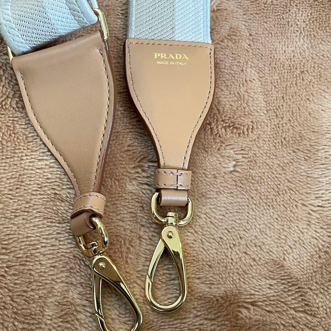 ショルダーストラップのみ　バッグは付属しません。