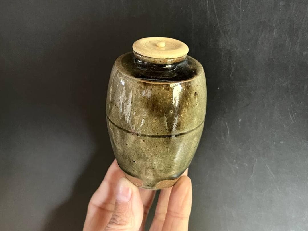 茶入□肩衝茶入 小代焼 流れ釉 茶瓶 お茶道具 糸切り高台 時代物 骨董