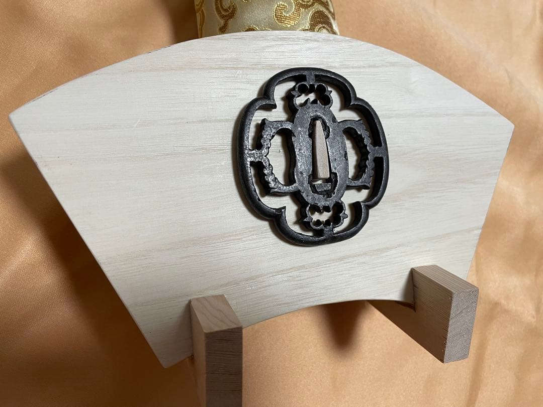 鍔　透かし鍔　鉄地　刀装具