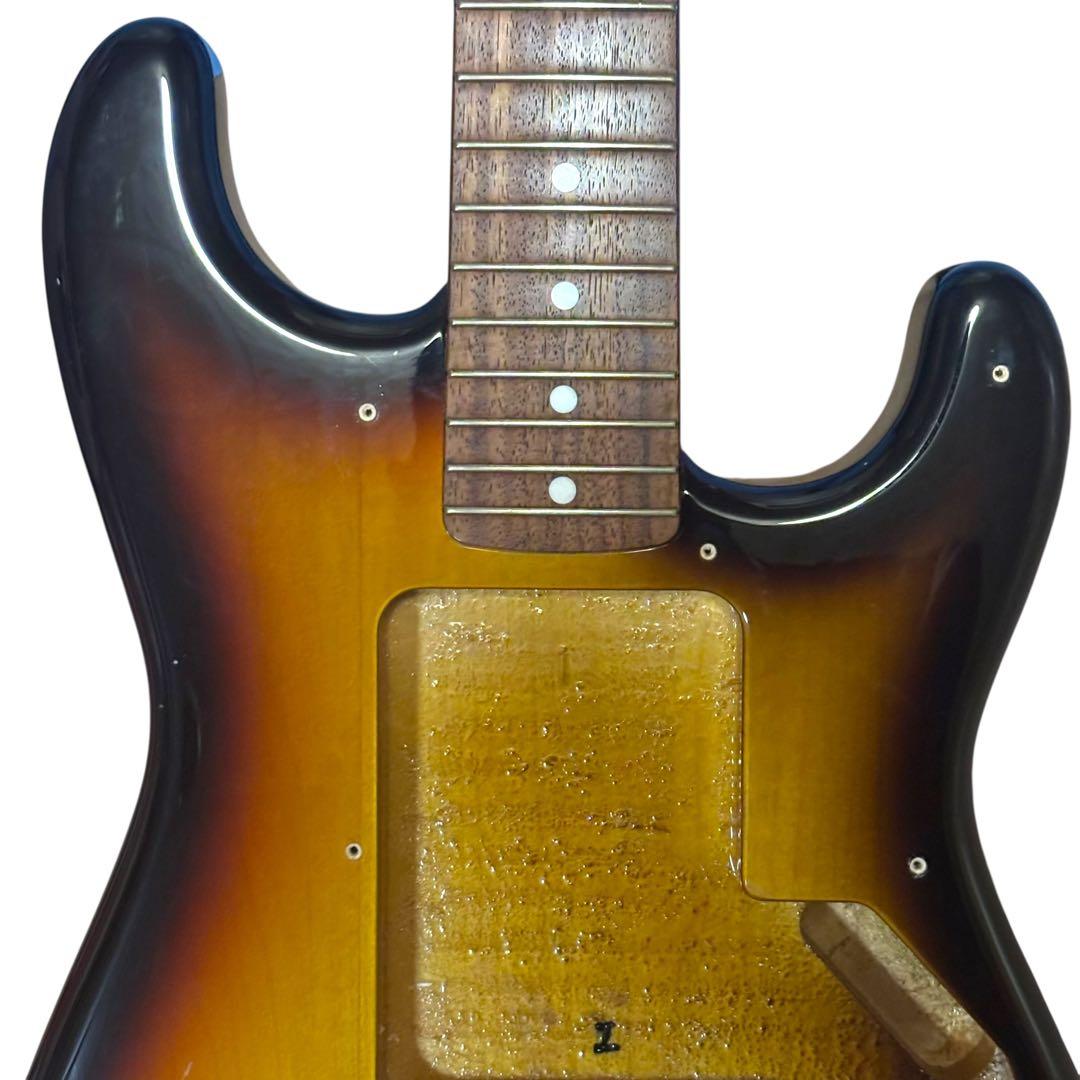 Fender MADE IN JAPAN 小型 ストラト ST62-SS