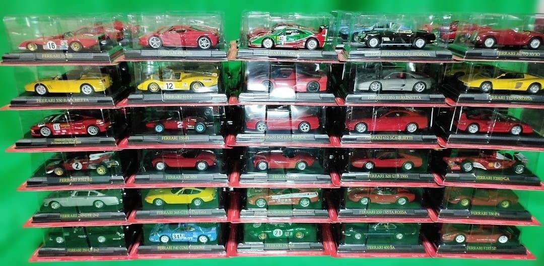 フェラーリコレクション1/43スケールのダイキャスト製ミニカー