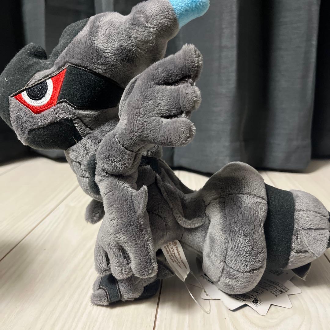 レシラム ゼクロム ぬいぐるみ2体セット - メルカリ