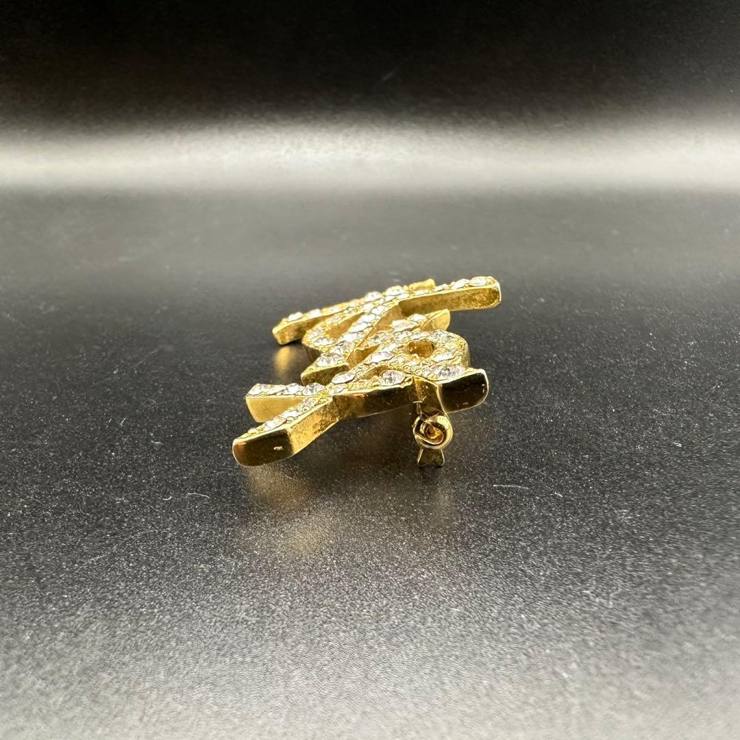 未使用級✨ YSL イヴ・サンローラン ブローチ ラインストーン ロゴ 971