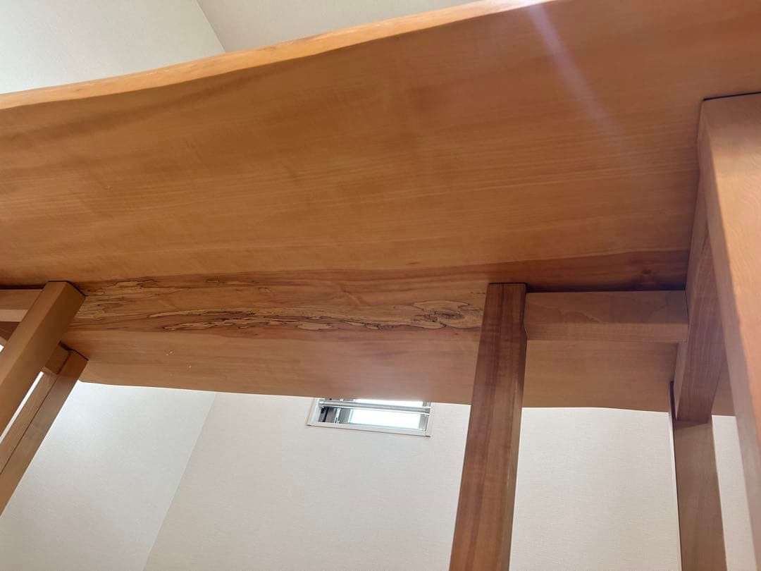 一枚板　ダイニングテーブル　栃　脚つき