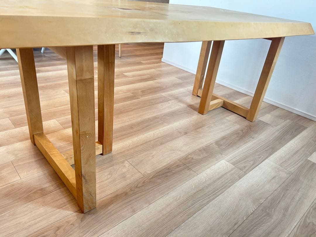 一枚板　ダイニングテーブル　栃　脚つき