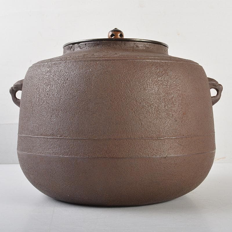 茶道具　釜師　和田美之助造　肩衝釜　共箱　M　R6628B