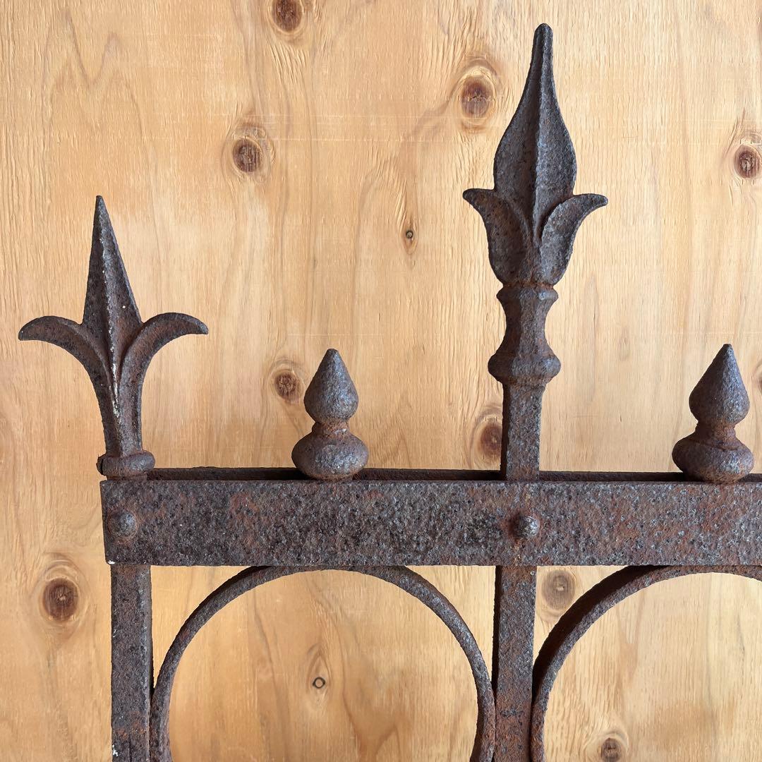 ビンテージ アイアンフェンス ガーデニング 暖炉 ブックシェルフ