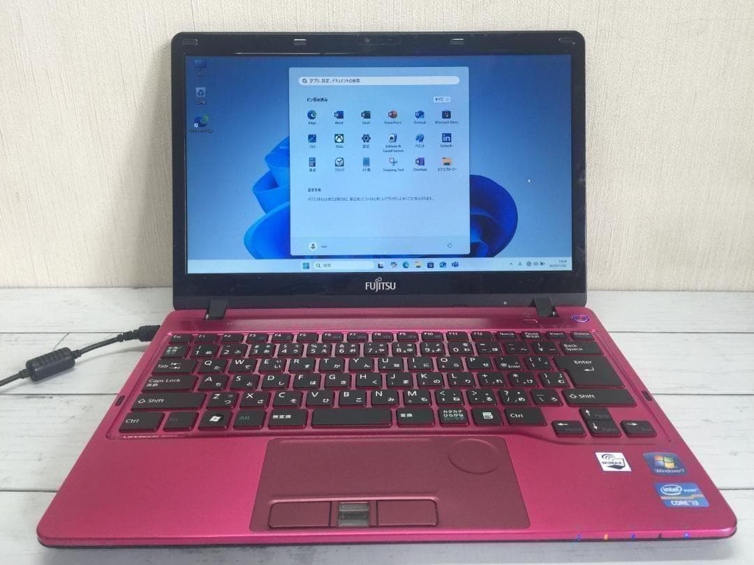 富士通 LIFEBOOK SH54/G13.3型液晶 軽量コンパクトパソコン 富士通