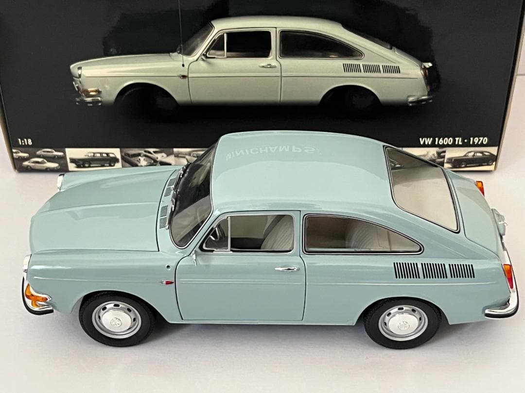 ミニチャンプス PMA 1/18 VW1600 TL 1970 ライトブルー美品